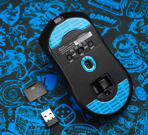 Ratón inalámbrico para juegos Darmoshark M3 Paw 3395, 58 g, negro
