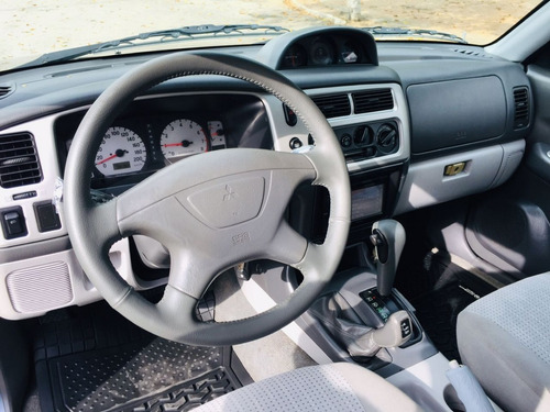 Imagen 4 de 10 de Mitsubishi Montero