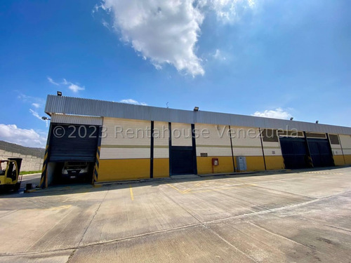 !!! Galpon En Venta Cuenta Con 2420 Mts2 Zona Industrial 2 Barquisimeto Tu Asesora Mehilyn Perez !!!