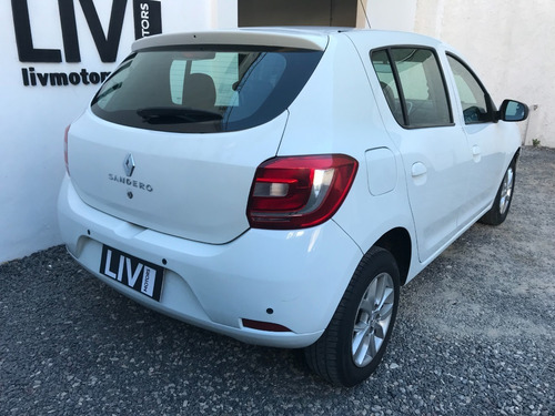 Imagen 8 de 12 de Renault Nuevo Sandero Privilege Año 2018 - Liv Motors