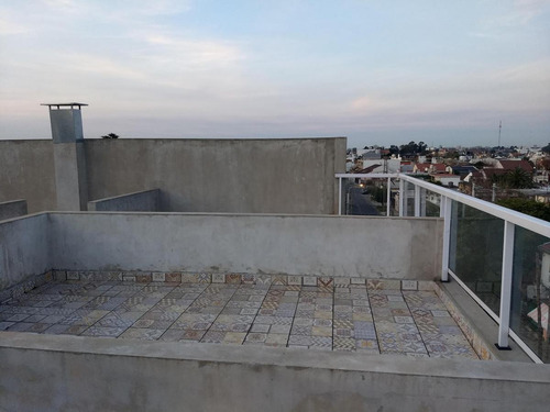 Imagen 10 de 18 de Departamento - Villa Luzuriaga