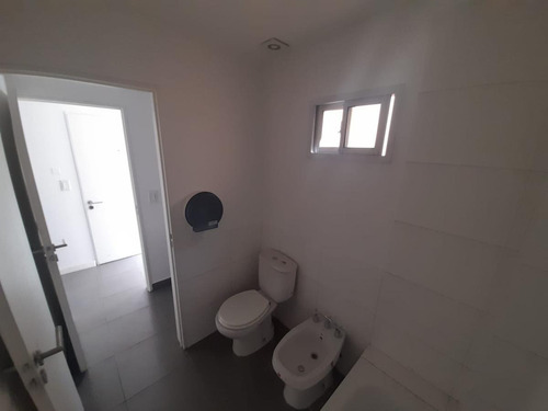 Imagen 8 de 17 de Venta - Oficina -consultorio - San Justo - Alquiler -inversión - Unlam