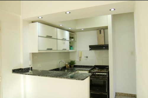 Ph En Venta - 2 Dormitorios 1 Baño - 60mts2 - Lomas De Zamora