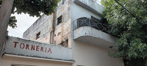Venta Casa 5 Ambientes Quilmes C/ Cochera Y Galpon