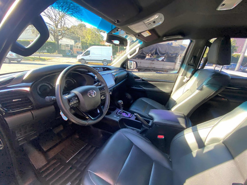 Imagen 5 de 9 de Toyota Hilux 2019 2.8 Cd Srx 177cv 4x4 At