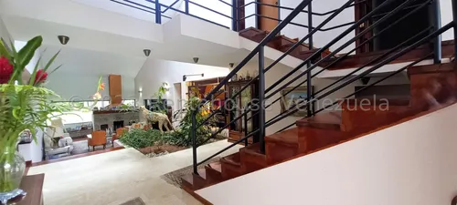 Casa En Venta La Lagunita Lp