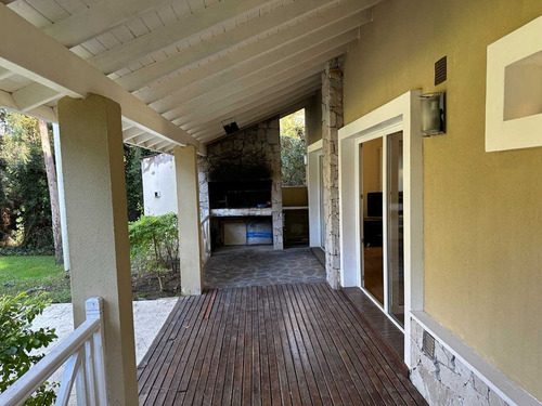 Casa Venta Carilo 5 Ambientes