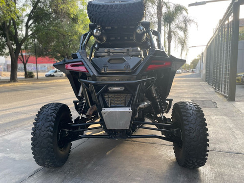 Polaris Rzr