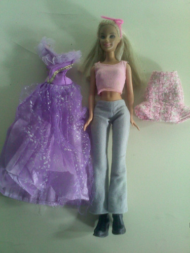 ¡oferta! Muñeca Barbie Mattel Fashion Original Con Ropita