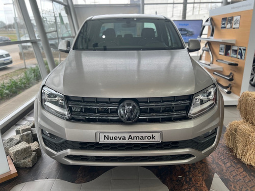 Imagen 6 de 25 de Volkswagen Amarok V6 Higline 258 Cv Ma