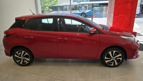 Toyota Yaris 1.5 107cv Xls Cvt