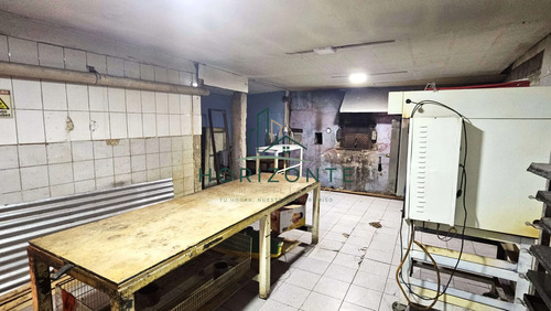Local Comercial Con Panadería En Venta | El Bosque