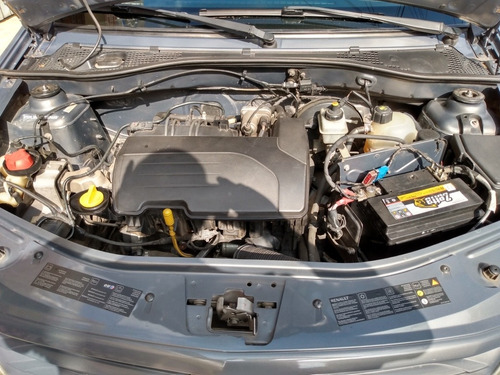 Imagem 5 de 14 de Renault Logan 2009 1.0 16v Authentique Hi-flex 4p