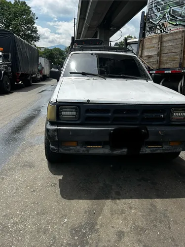 Mazda B2200 2.2 B2200 4x2