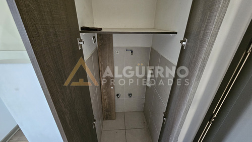 Arriendo Dpto 2d1b1e1bod Nicasio Retamales 115