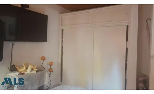 Casa 3 Niveles En Unidad Abierta(mls#253402)