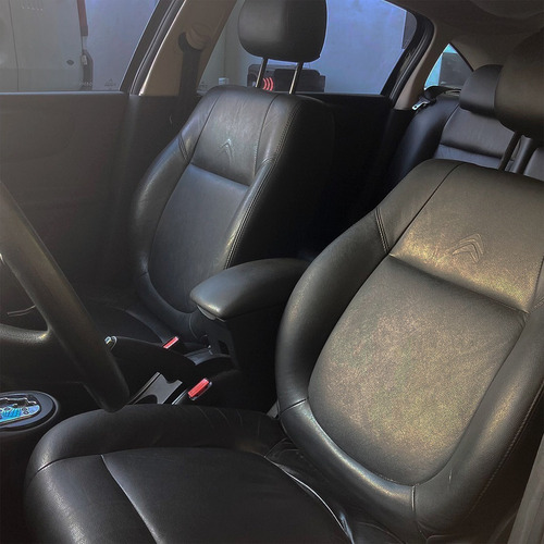 Imagem 9 de 10 de Citroen C4