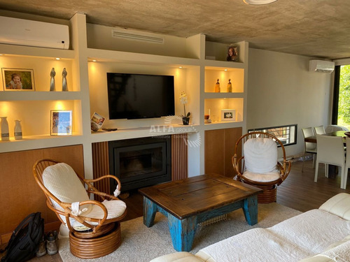 Imagen 11 de 26 de Casa En Venta En Playa Mansa, Punta Del Este