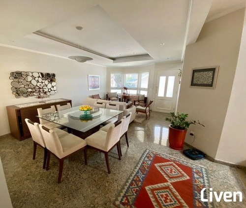 Imagem 4 de 10 de Casa Excepcional Com 3 Suítes, Varanda Com Churrasqueira E Piscina No Sunset Park - 8882