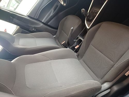 Chevrolet Onix 1.0 LT SPE/4