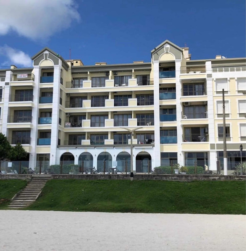 Imagen 2 de 16 de Alquiler Por Temporada Departamento De 3 Ambientes Playa De Canasvieiras