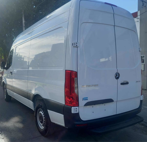 Imagen 10 de 13 de Mercedes-benz Sprinter 316 V2 Furgon 2022