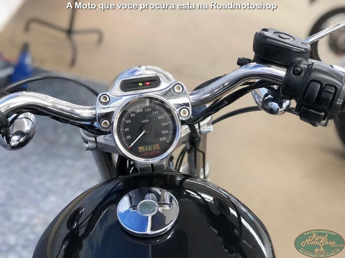 Imagem 3 de 11 de Harley Davidson 883
