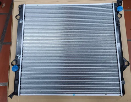 Radiador Toyota 4runner 03-09