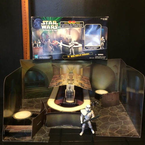 Star Wars Diorama 3d Cantina Mos Eisley Con Sandtrooper 