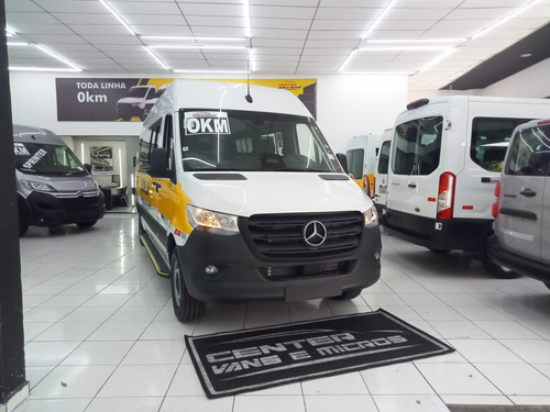 Sprinter Escolar Com 28 Lugares 2025