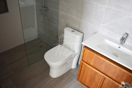 Imagen 9 de 19 de Apartamento Piso Alto En Torre Con Piscina Y Gym Cerca Del Homs, Santiago (ajp-202)