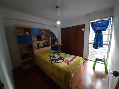 Imagen 10 de 12 de La Florida Calle Las Acacias Apartamento En Venta