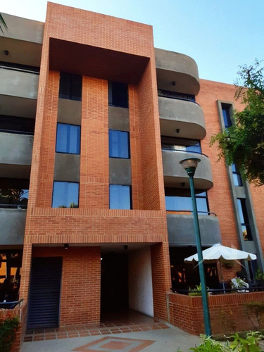 Imagen 2 de 16 de Home 24 Pelicano, Vende Hermoso Apartamento En El C.r. Guaica Mar Ii