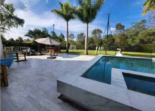 Venta De Casa De Lujo Con Ascensor En Llanogrande, Sector Cabeceras
