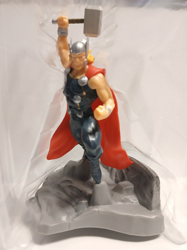 Coleccion Héroes Y Villanos Marvel Oficial Muñeco Thor