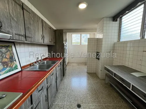 Apartamento Chuao 25-18725 R.e