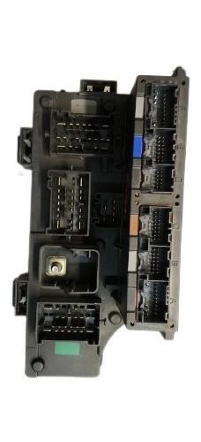 Caja Porta Fusibles Sebring / Avenger (Usado)
