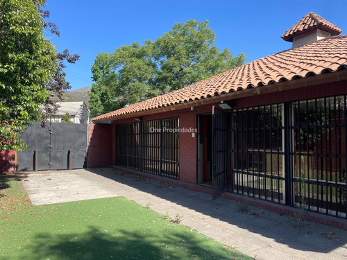 Local Comercial En Arriendo En Lo Barnechea. Excelente