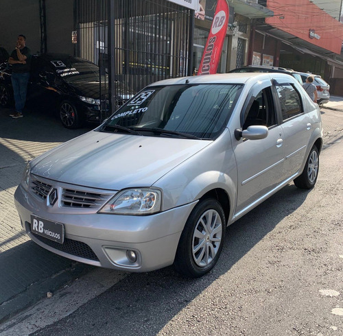 Renault Logan 1.6 16v Privilège Hi-flex 4p