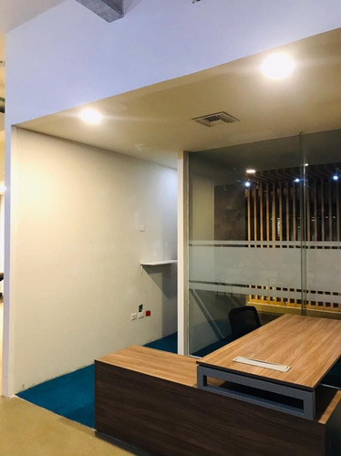 Imagen 6 de 14 de Hermosa Oficina De Lujo Amueblada En Edificio Azuna
