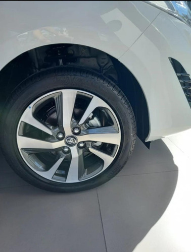 Imagen 6 de 16 de Toyota Yaris 5 Puertas 1.5 0km