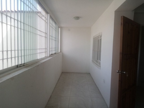 Imagen 8 de 21 de Venta De Edificio En Guatire,edo. Miranda (aldy)