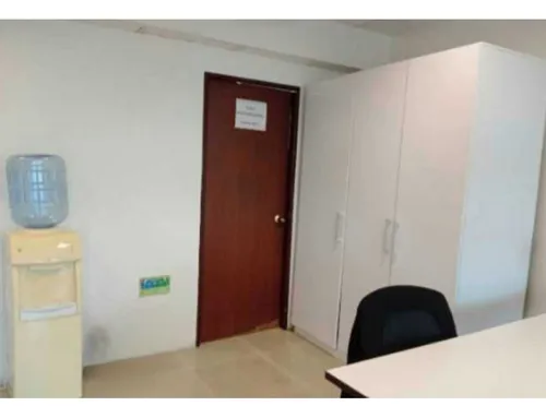 Oficina Amoblada En El Centro Empresarial Chipichape