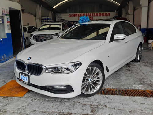 Imagen 1 de 9 de Bmw 530ia Sportline 2017
