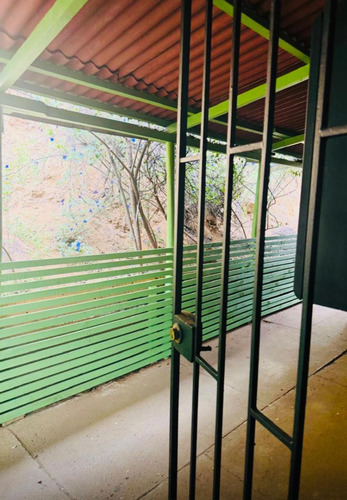 Se Arrienda Cómoda Parcela- Cabaña En Lo Barenechea