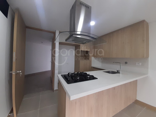 Apartaestudio En Arriendo Las Palmas 472-4849