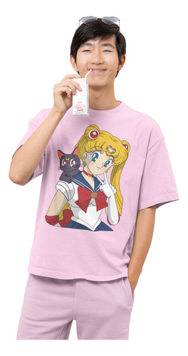 Playera Negra Estampado Sailor Moon Serena Tsukino