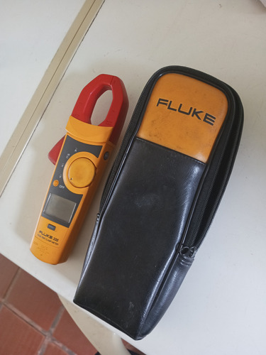 Pinza Amperimétrica Fluke 335/600v (Usado)
