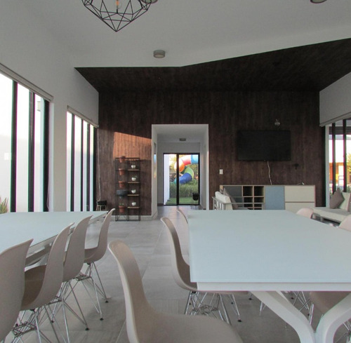 Preciosa Casa En Residencial El Refugio Querétaro Ojac-a-504
