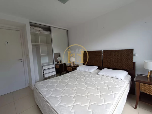 Vendo Apartamento, 1 Dormitorio Y Medio, Edificio De Lujo Con Amenities, Punta Del Este, Maldonado
